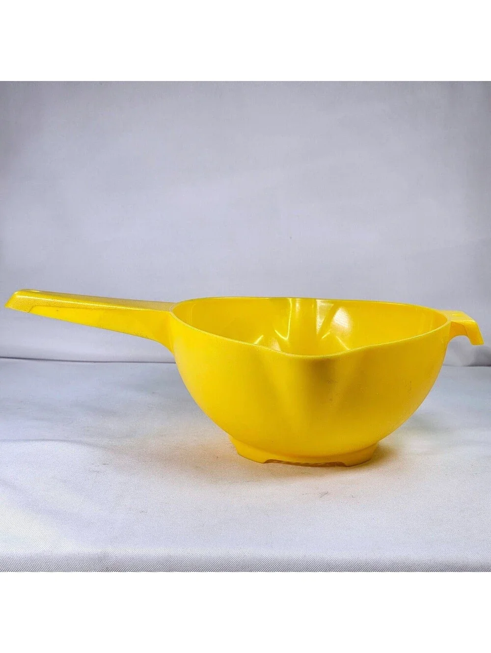 Vintage Tupperware Yellow Colander Strainer Long Handle 13.5 Inch 152-4 Retro